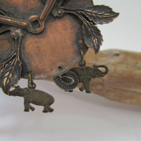 Vintage Elephant-Theme Mixed Metals Brooch Dangling Baby Elephant Charms - Picture 6 of 8